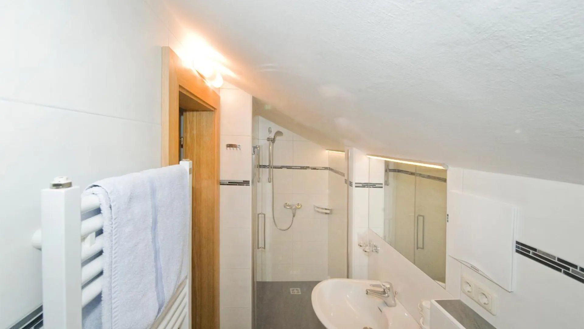 Pension Riedlsperger Saalbach-Hinterglemm 3*,  Áustria