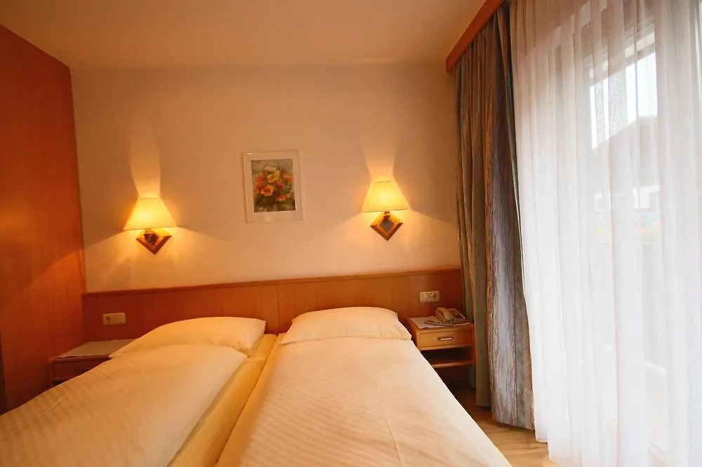 Pension Riedlsperger Saalbach-Hinterglemm 3*,  Áustria