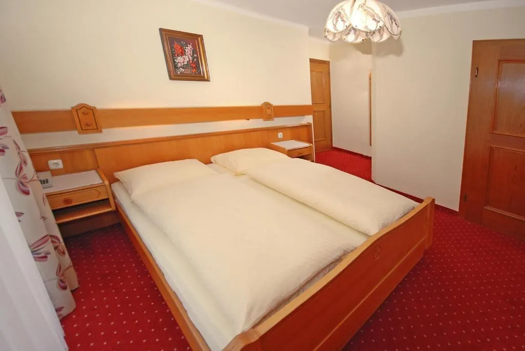 Pension Riedlsperger Saalbach-Hinterglemm