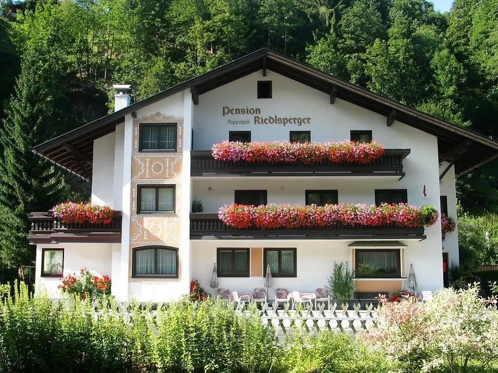 Pension Riedlsperger Saalbach-Hinterglemm Austria